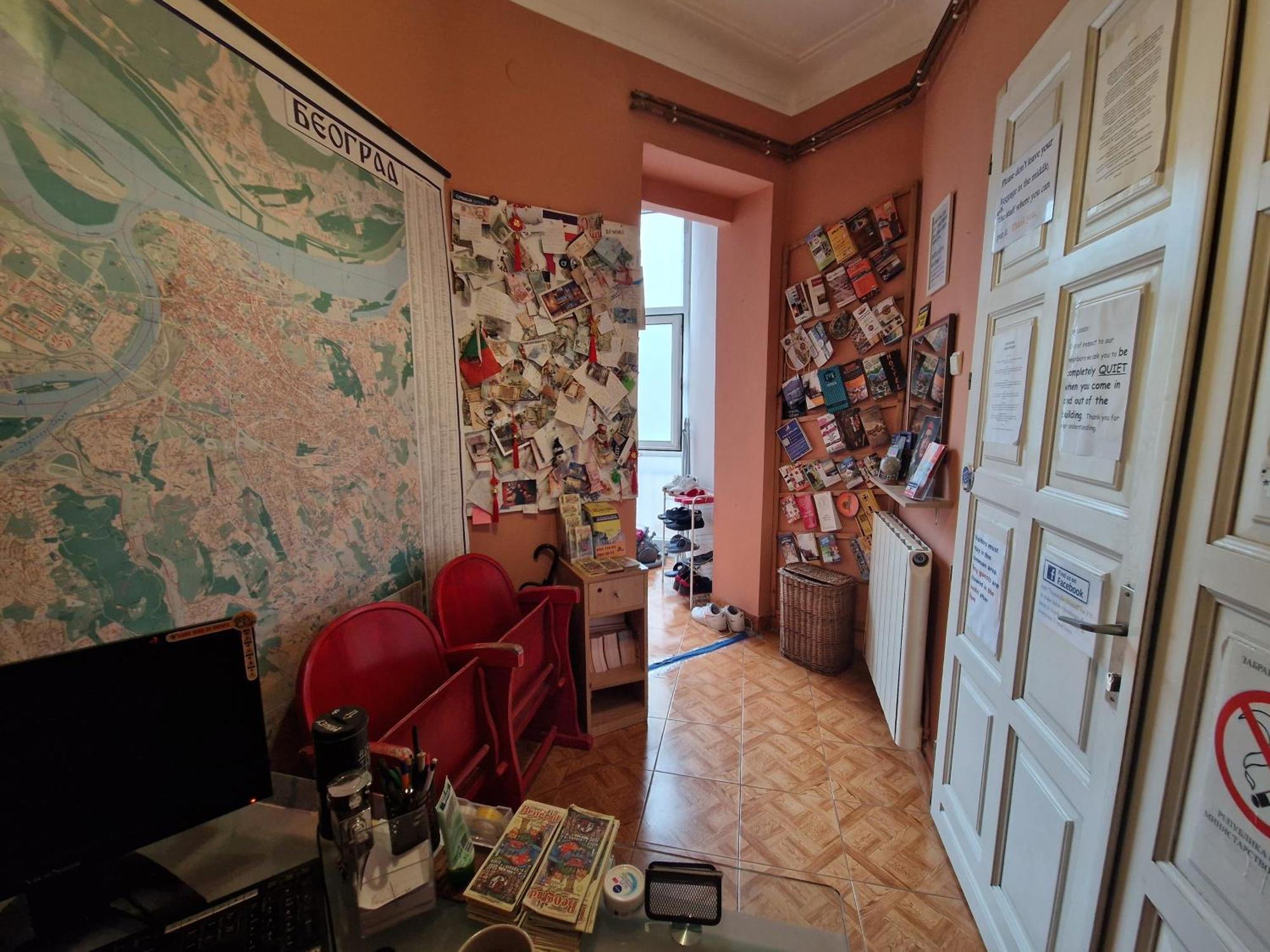 Hostelche Hostel Belgrad Exterior foto